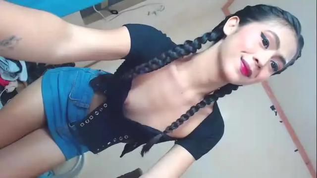 Image 4 of yourbabyriana Stream on Chaturbate on 4 months ago