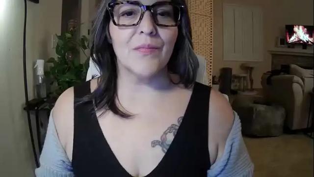 Image 8 of yourbellababe Stream on Chaturbate on 14 months ago