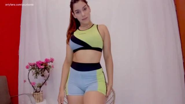 Image 2 of yourbonie Stream on Chaturbate on 14 months ago