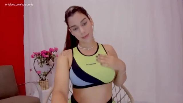 Image 7 of yourbonie Stream on Chaturbate on 14 months ago