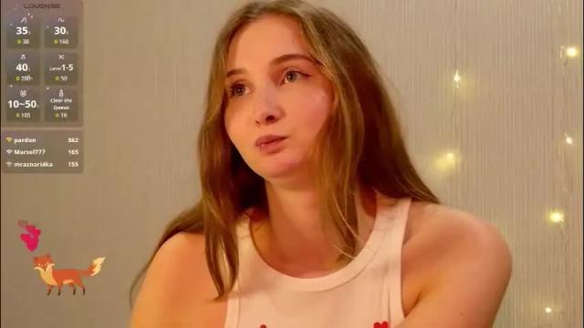 Image 2 of yourcreamyister Stream on Chaturbate on 10 hours ago