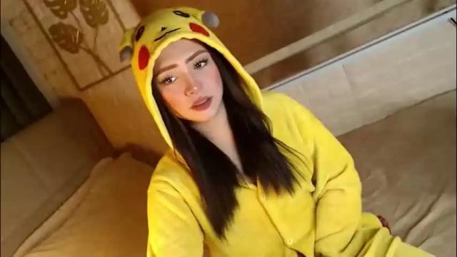 Image 11 of yourdevilsweettsx Stream on Chaturbate on 2 months ago