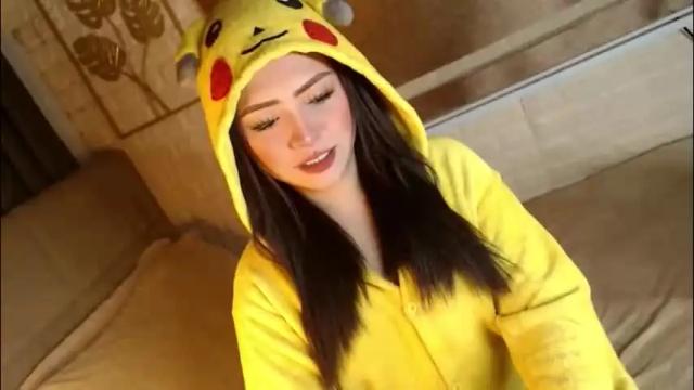 Image 3 of yourdevilsweettsx Stream on Chaturbate on 2 months ago