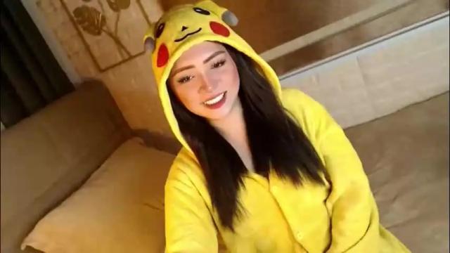 Image 3 of yourdevilsweettsx Stream on Chaturbate on 2 months ago