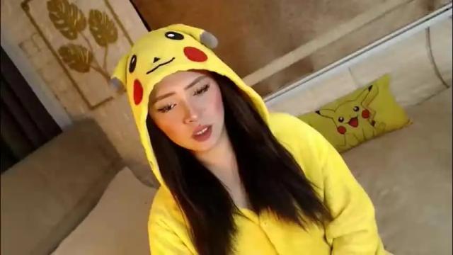 Image 10 of yourdevilsweettsx Stream on Chaturbate on 14 days ago