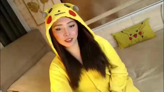 Image 10 of yourdevilsweettsx Stream on Chaturbate on 13 days ago