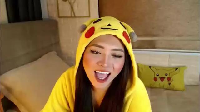 Image 10 of yourdevilsweettsx Stream on Chaturbate on 8 days ago