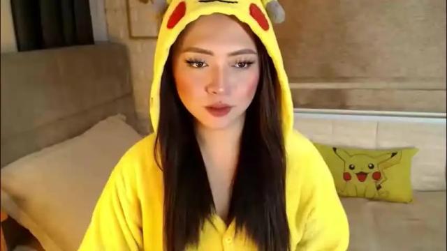 Image 11 of yourdevilsweettsx Stream on Chaturbate on 8 days ago