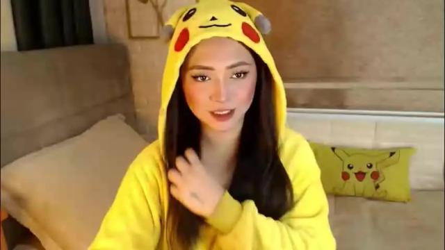 Image 3 of yourdevilsweettsx Stream on Chaturbate on 8 days ago