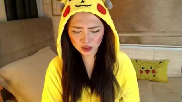 Image 4 of yourdevilsweettsx Stream on Chaturbate on 8 days ago