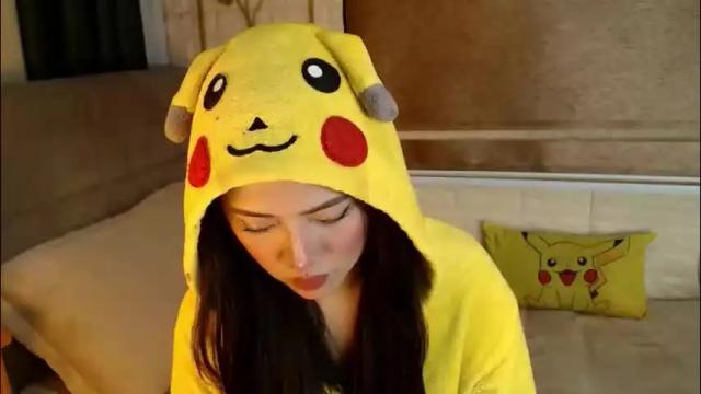 Image 8 of yourdevilsweettsx Stream on Chaturbate on 8 days ago