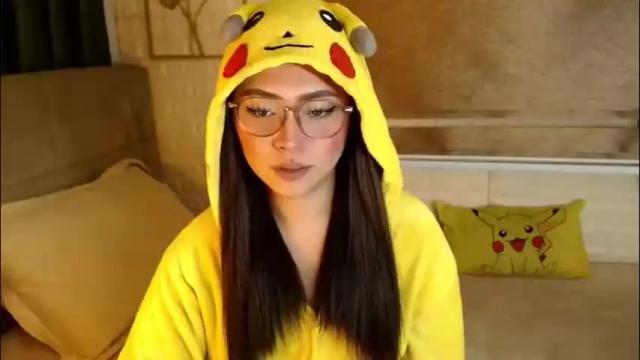 Image 2 of yourdevilsweettsx Stream on Chaturbate on 22 hours ago