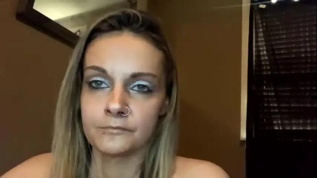 Image 4 of yourdirtygirlfriend Stream on Chaturbate on 2 months ago