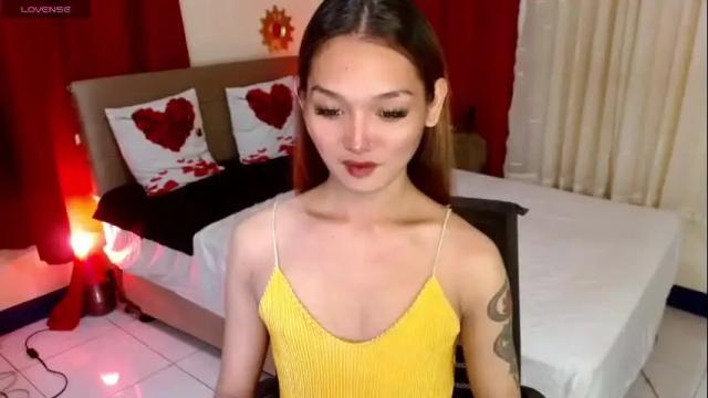 Thumbnail 1, yourdreampinayx's Stream at Chaturbate, 17 months ago