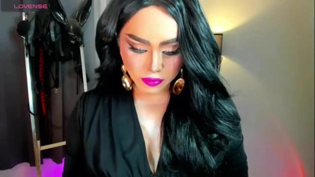 Image 2 of yourfiercemistress Stream on Chaturbate on 1 month ago