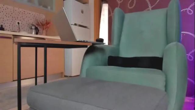 Image 8 of yourfreebird Stream on Chaturbate on 18 days ago
