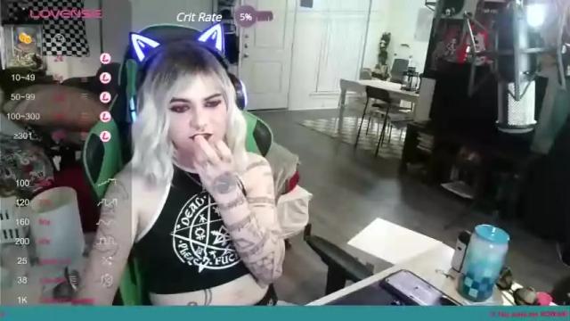 Image 12 of yourgamergf Stream on Chaturbate on 14 months ago