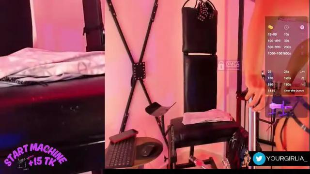 Image 10 of yourgirlia_ Stream on Chaturbate on 4 months ago