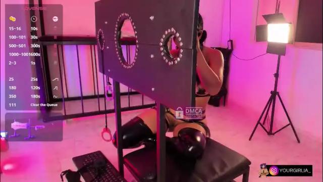 Image 6 of yourgirlia_ Stream on Chaturbate on 24 days ago