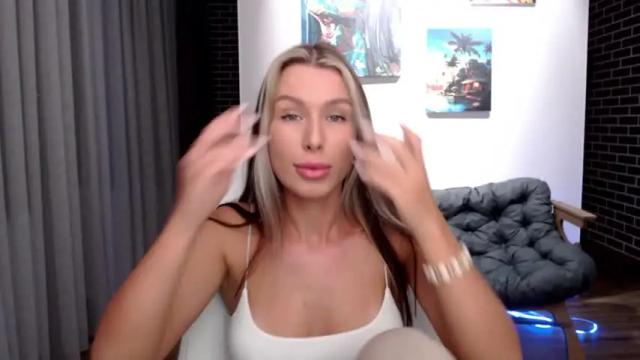 Thumbnail 1, yourgirlx13's Stream at Chaturbate, 15 months ago