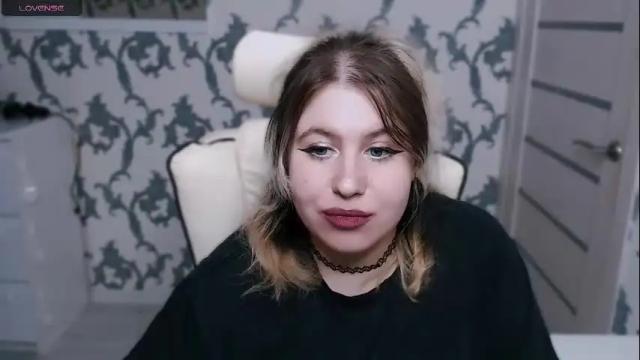 Thumbnail 3, yourkarma_2_0's Stream at Chaturbate, 1 month ago