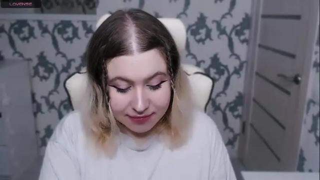 Image 3 of yourkarma_2_0 Stream on Chaturbate on 29 days ago