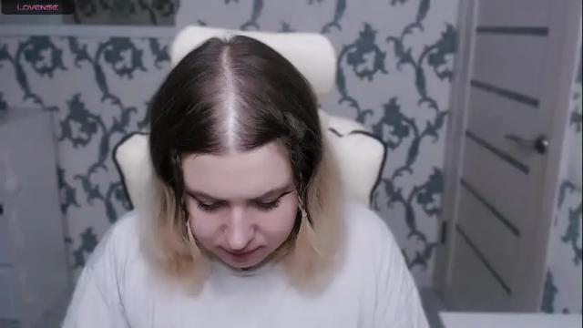 Image 4 of yourkarma_2_0 Stream on Chaturbate on 29 days ago