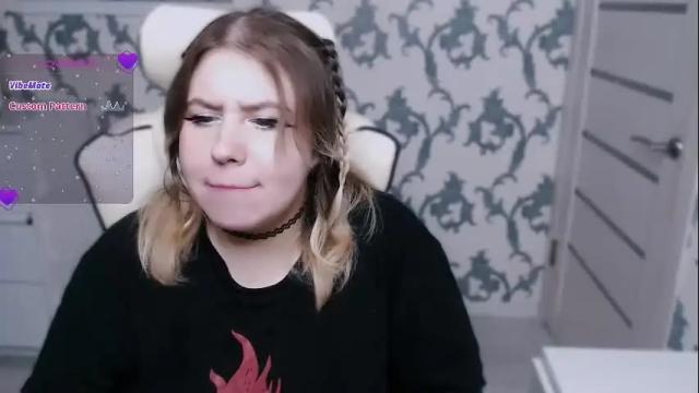 Image 12 of yourkarma_2_0 Stream on Chaturbate on 11 days ago