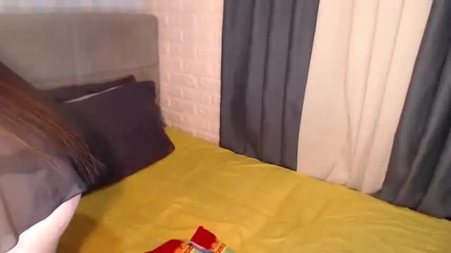 Image 12 of yourkittykimmy_xxx Stream on Chaturbate on 18 months ago
