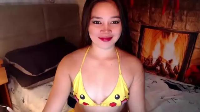 Image 11 of yourkittykimmy_xxx Stream on Chaturbate on 17 months ago
