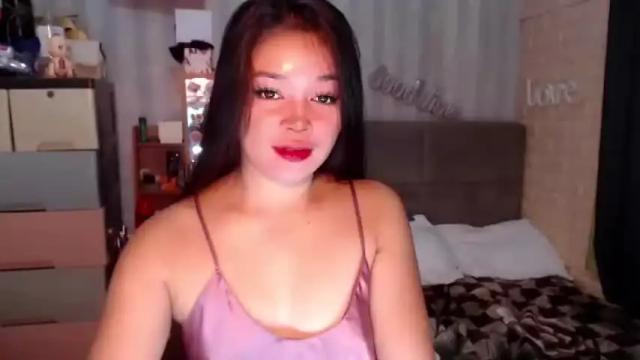 Image 4 of yourkittykimmy_xxx Stream on Chaturbate on 16 months ago