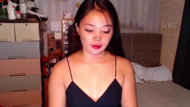Image 10 of yourkittykimmy_xxx Stream on Chaturbate on 16 months ago