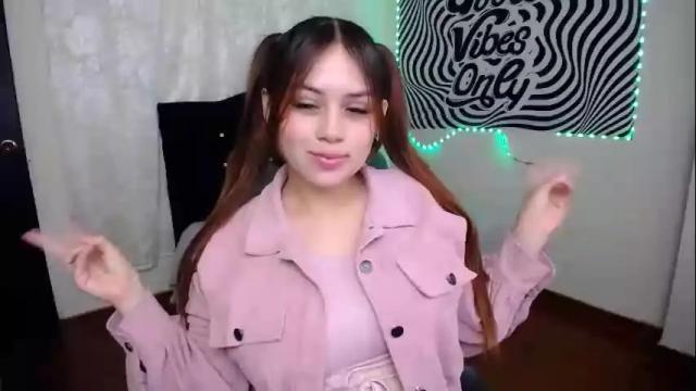 Image 3 of yourlatinhot Stream on Chaturbate on 21 months ago