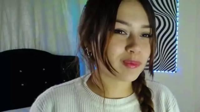 Image 2 of yourlatinhot Stream on Chaturbate on 26 months ago