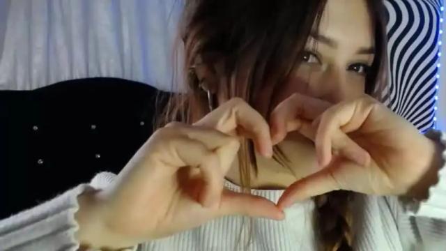 Image 6 of yourlatinhot Stream on Chaturbate on 26 months ago