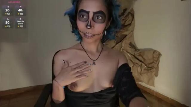 Image 2 of yourlittle_cherry Stream on Chaturbate on 2 months ago