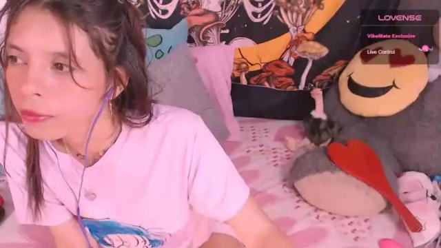 Image 10 of yourlittlecupcake Stream on Chaturbate on 20 months ago