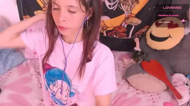 Image 6 of yourlittlecupcake Stream on Chaturbate on 20 months ago