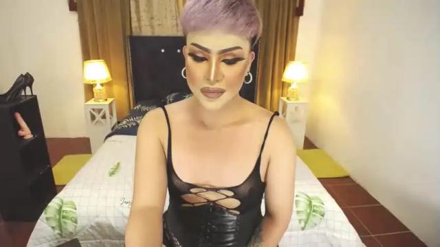 Image 10 of yourlivingonurdream Stream on Chaturbate on 13 months ago