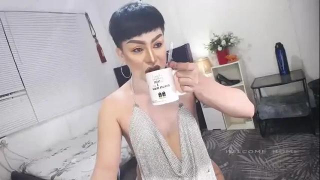 Image 2 of yourlivingonurdream Stream on Chaturbate on 29 days ago