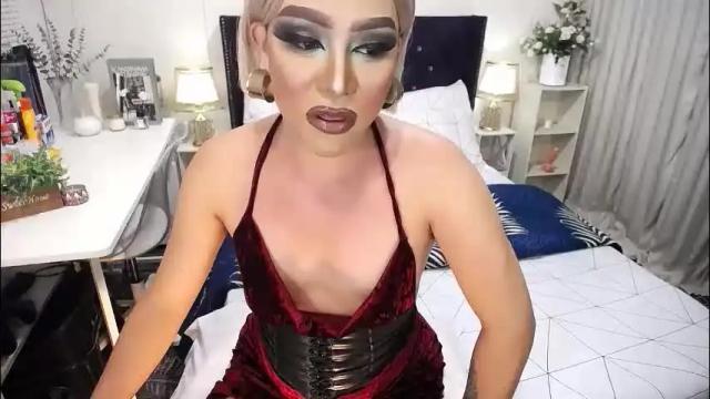 Image 3 of yourlivingonurdream Stream on Chaturbate on 18 days ago