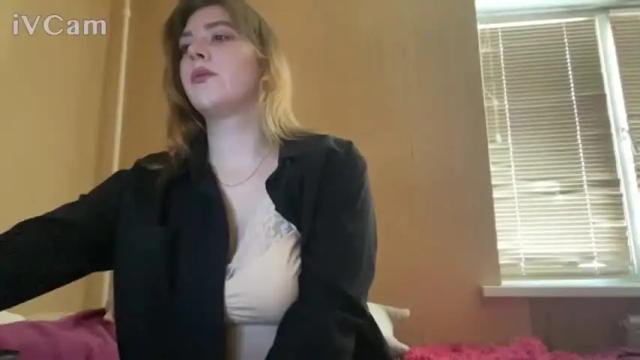 Image 7 of yourlovelyfoxy Stream on Chaturbate on 16 months ago