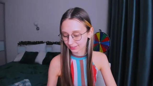 Image 8 of yourlovelystory Stream on Chaturbate on 16 months ago