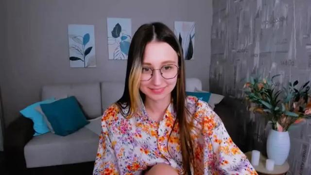 Image 8 of yourlovelystory Stream on Chaturbate on 14 months ago