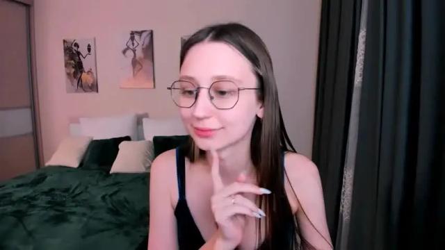 Image 11 of yourlovelystory Stream on Chaturbate on 14 months ago
