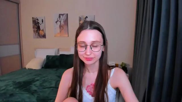Image 3 of yourlovelystory Stream on Chaturbate on 12 months ago
