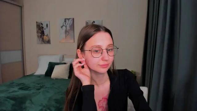 Image 8 of yourlovelystory Stream on Chaturbate on 15 months ago