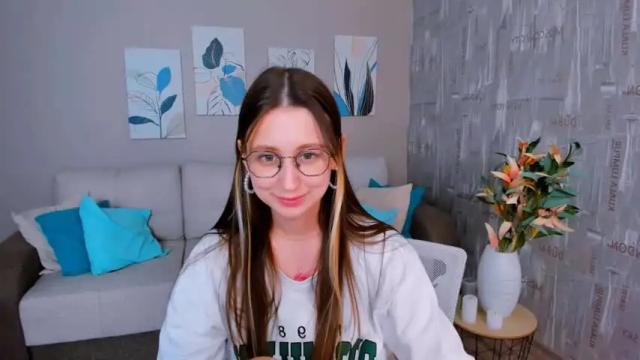Image 2 of yourlovelystory Stream on Chaturbate on 12 months ago