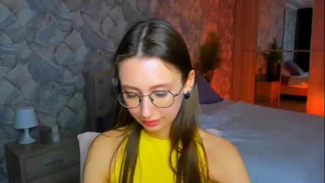 Image 8 of yourlovelystory Stream on Chaturbate on 2 months ago