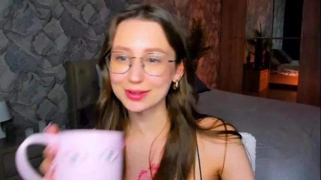 Image 7 of yourlovelystory Stream on Chaturbate on 2 months ago